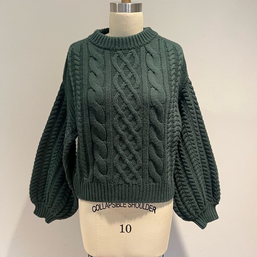 Shona Joy Dark Green Cable Knit Sweater NWT Small